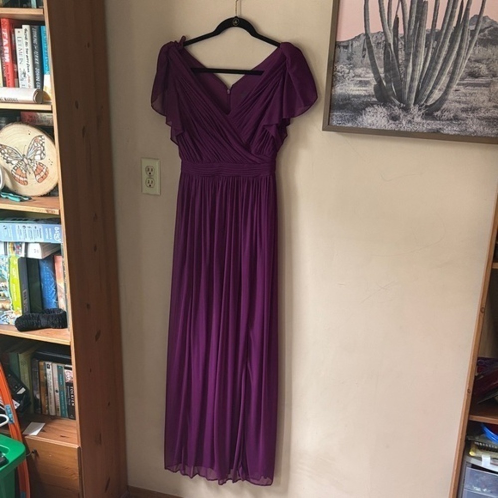 Adrianna Papell Rich Raisin Purple Pleated Detail Draped Gown Size 4